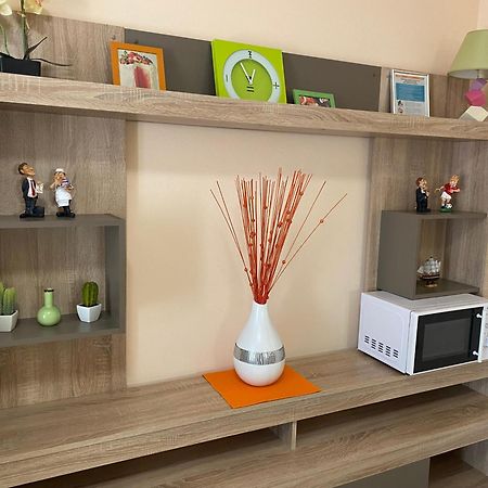 Apartments Villa Viktoria 티바트 외부 사진